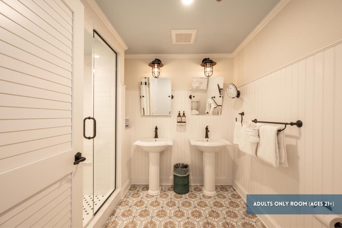Grassy Flats Resort & Beach Club - Housity