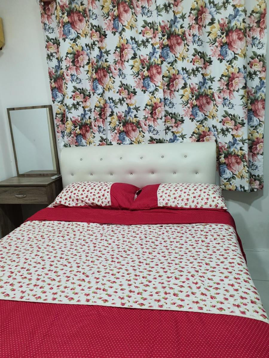 Suitetrails - Vista Royal Homestay