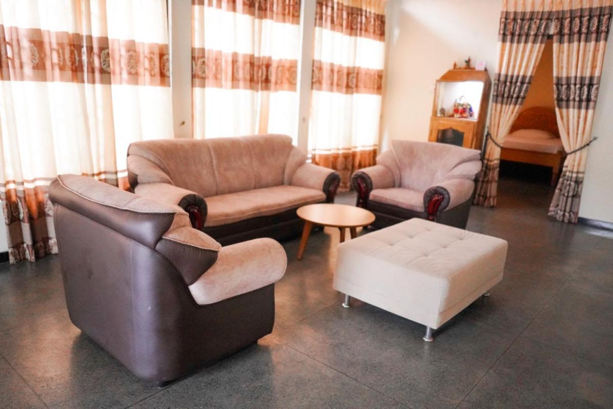 Sivastan Guest House and Function Hall - Housity