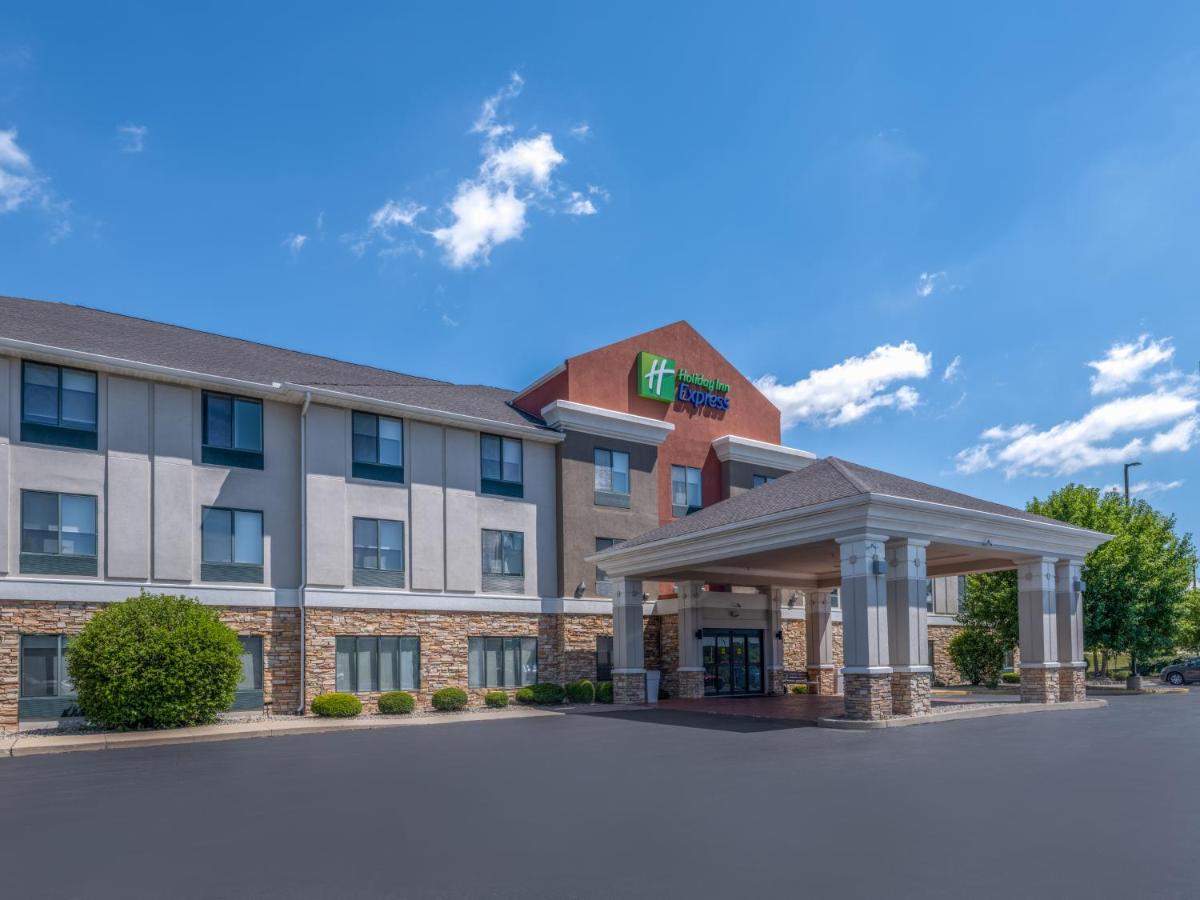 Holiday Inn Express Gas City, an IHG Hotel - Housity