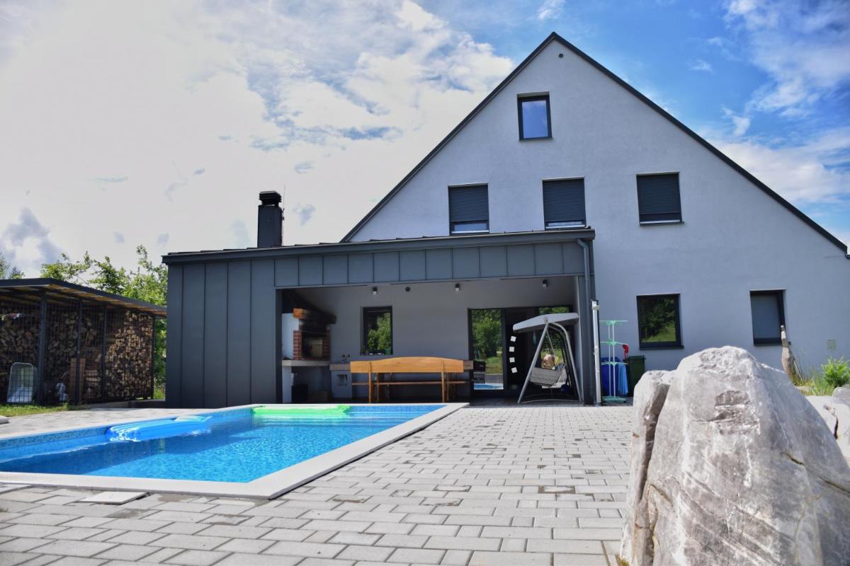 Family friendly house with a swimming pool Ostarije, Gorski kotar - 18952 - Housity