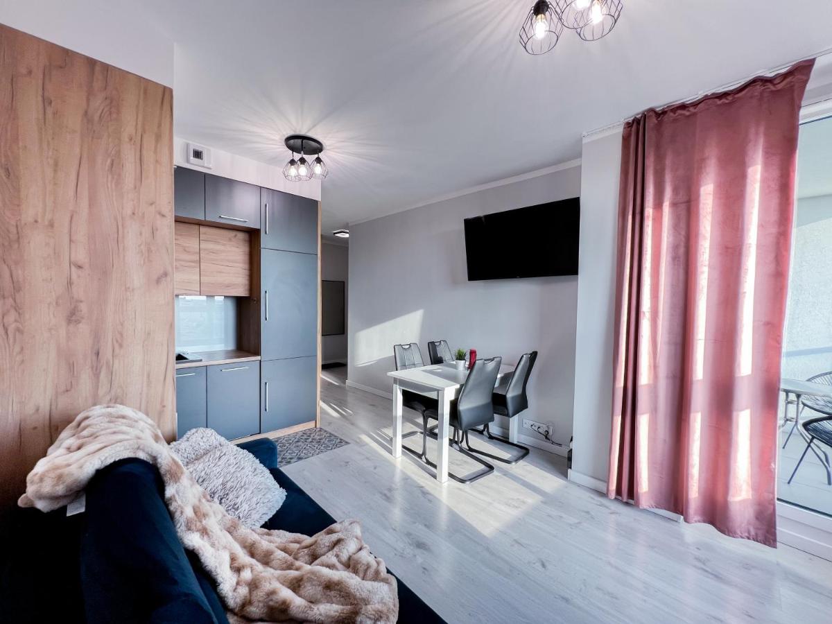 12 Floor Mogilska Tower - Housity