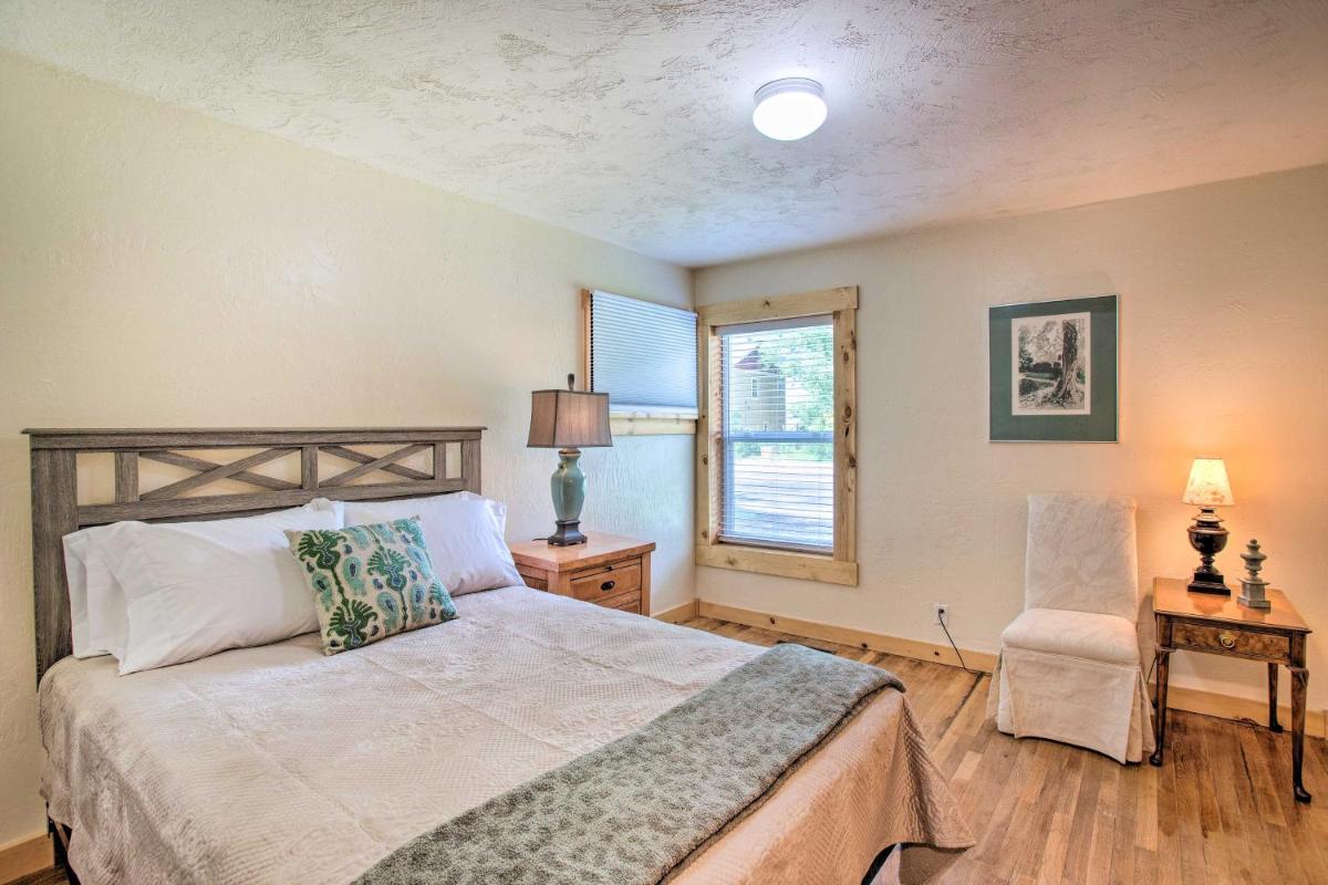 Well-Appointed Fruita Townhome Hike and Bike Nearby - Housity