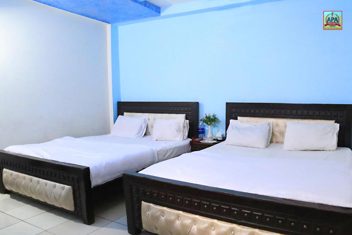 Suitetrails - Royal INN Guest House