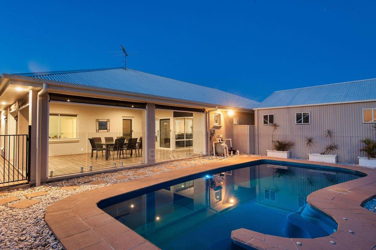 The Home Resort - One Mile Beach - Housity
