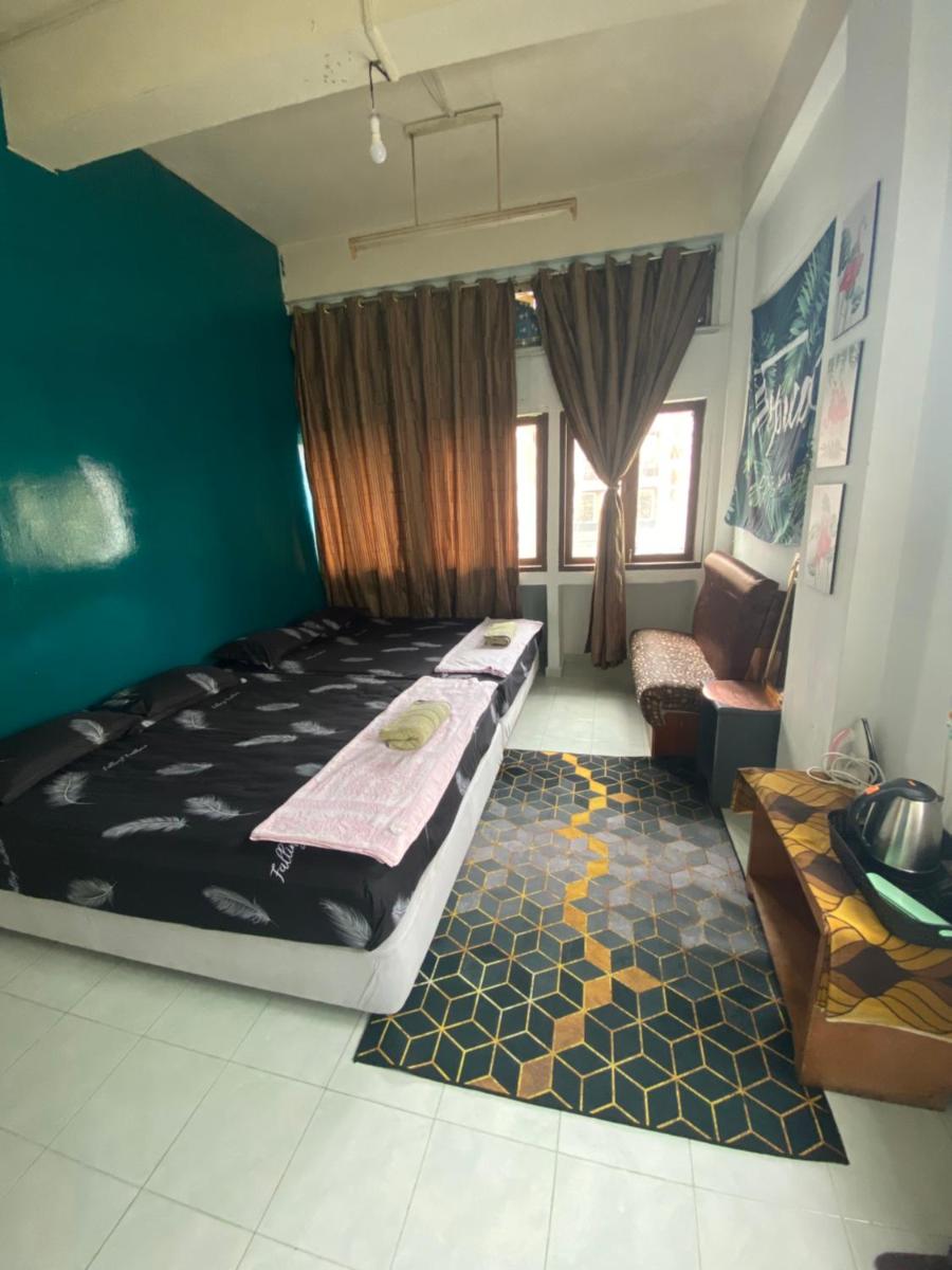 Pesona Backpackers Inn - Housity