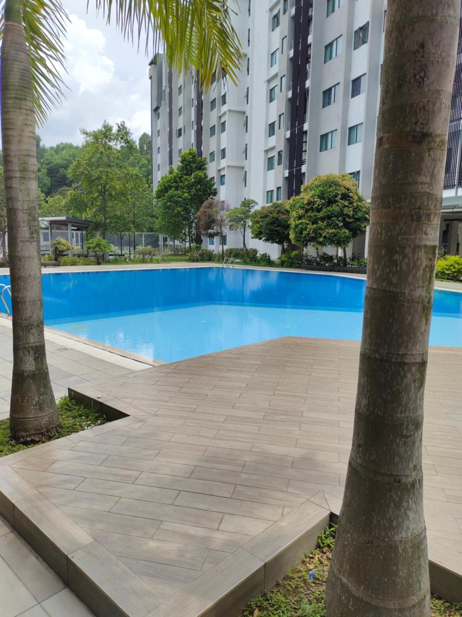 Suitetrails - De Cozy Corner Suria Rafflesia Setia Alam