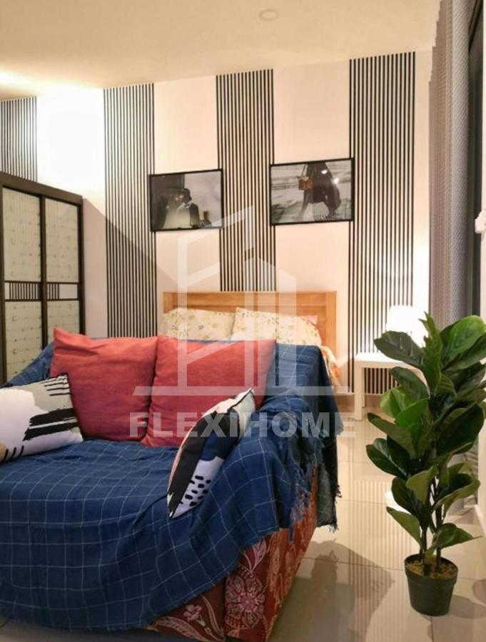 Colour-Theme Designed, Private Studio Home, Cybersquare 27B Cyberjaya, Flexihome-MY - Housity