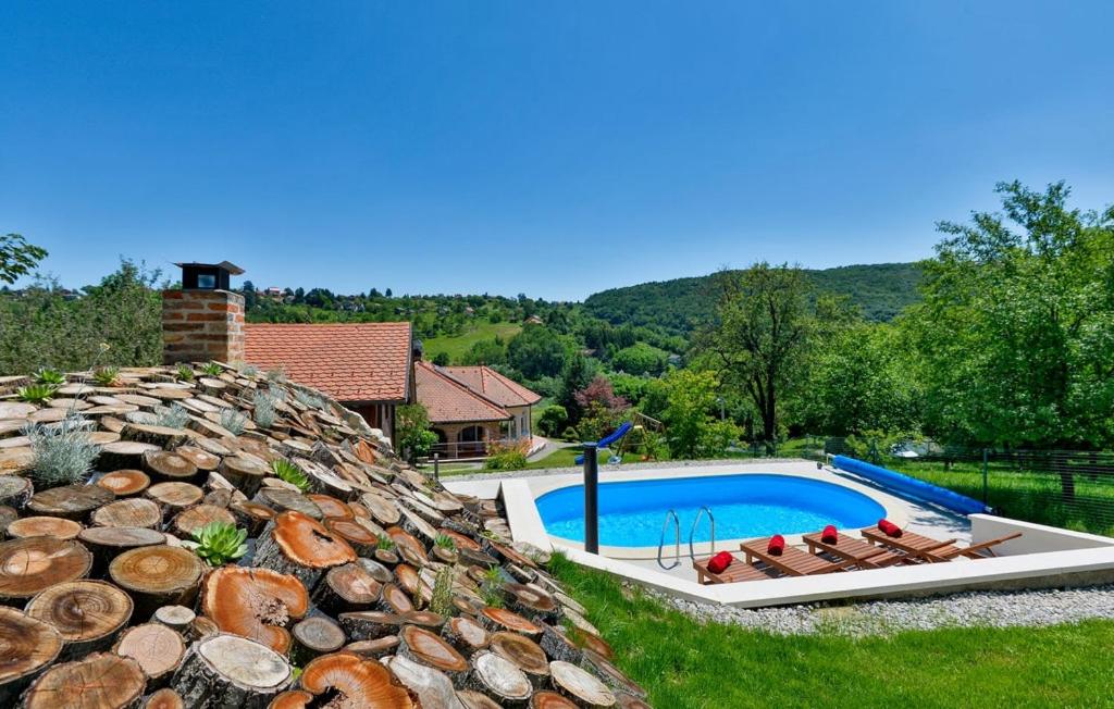 Family friendly house with a swimming pool Varazdin Breg, Zagorje - 19383 - Housity