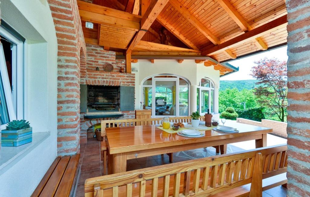 Family friendly house with a swimming pool Varazdin Breg, Zagorje - 19383 - Housity