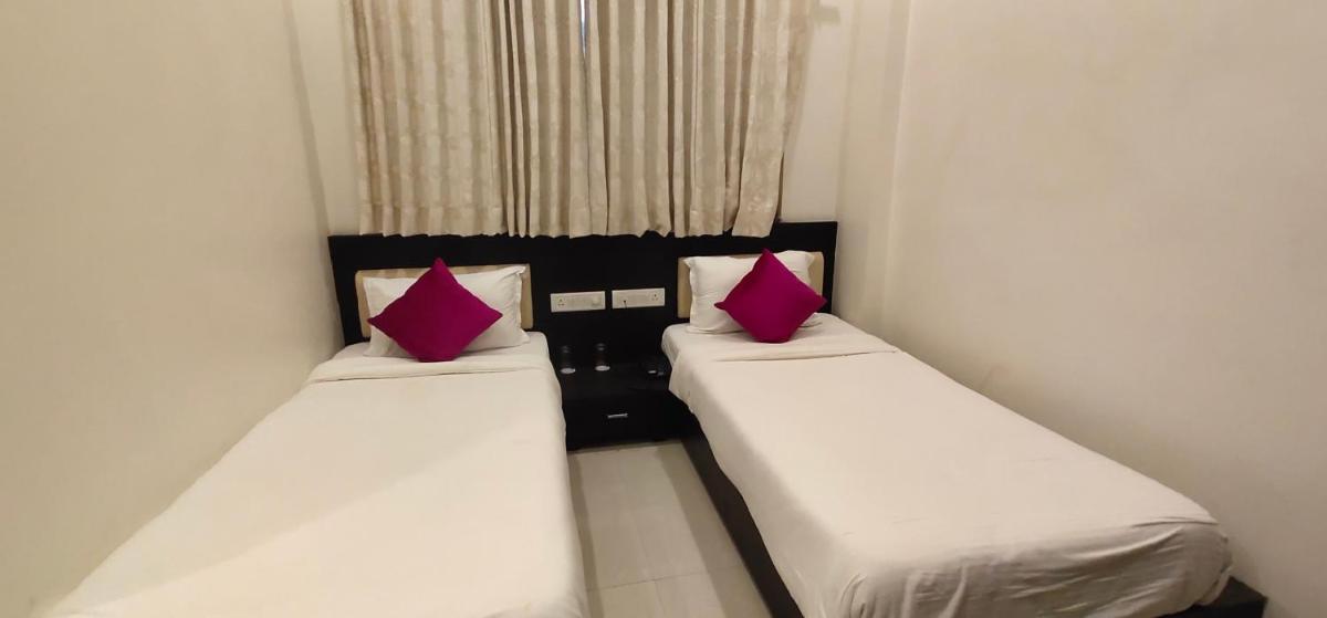 Hotel Suryansh - Housity