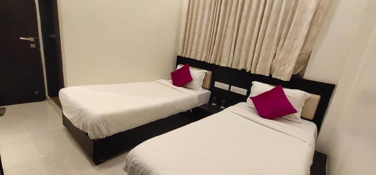 Hotel Suryansh - Housity