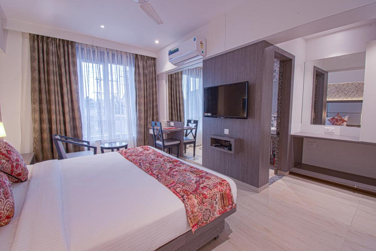 Hotel Park Tree, Kolhapur - Housity