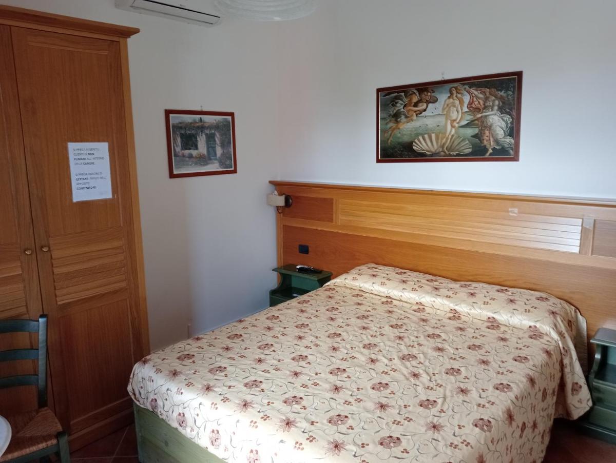 Hotel Sottovento - Housity