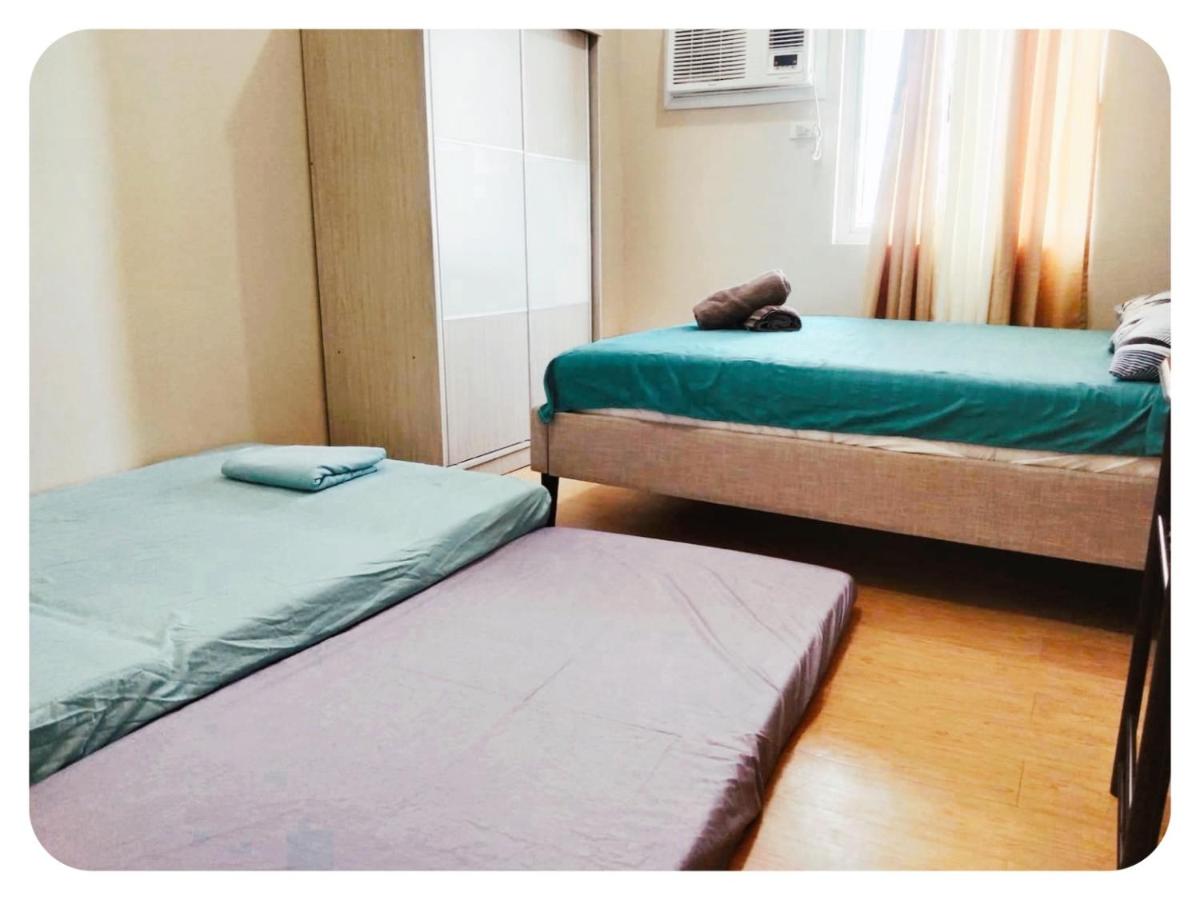 Suitetrails - SV 2118 Sunvida Tower- SM City Cebu - Spacious Studio Type Condo with WIFI