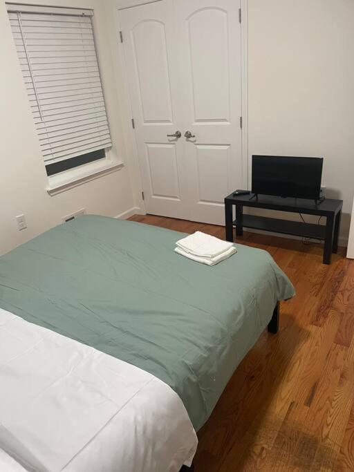 Cozy 3 bedrooms in Elizabeth - Housity