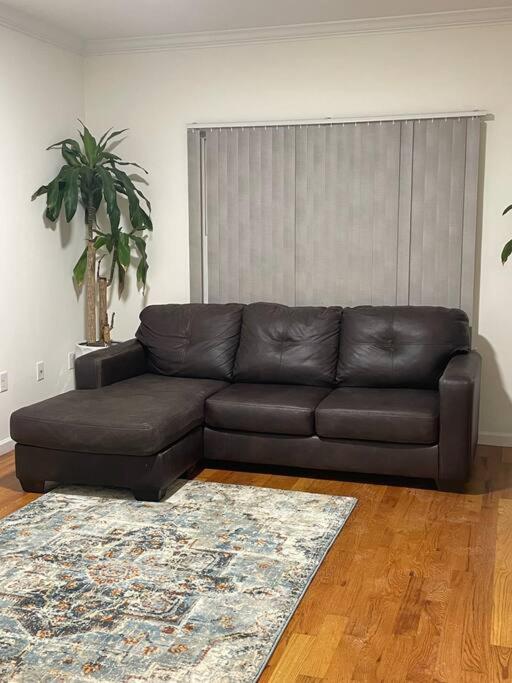 Cozy 3 bedrooms in Elizabeth - Housity
