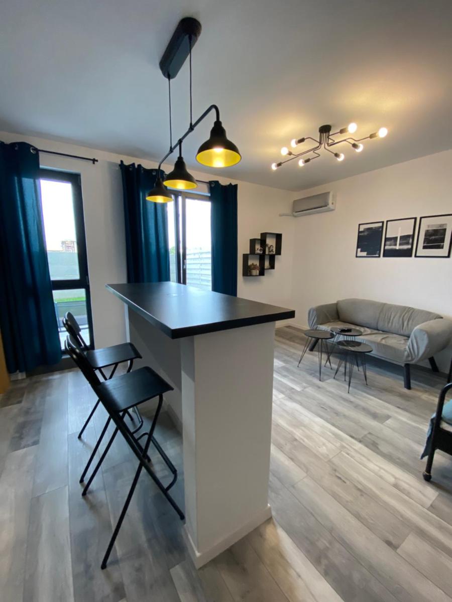 Fly Studios - Housity