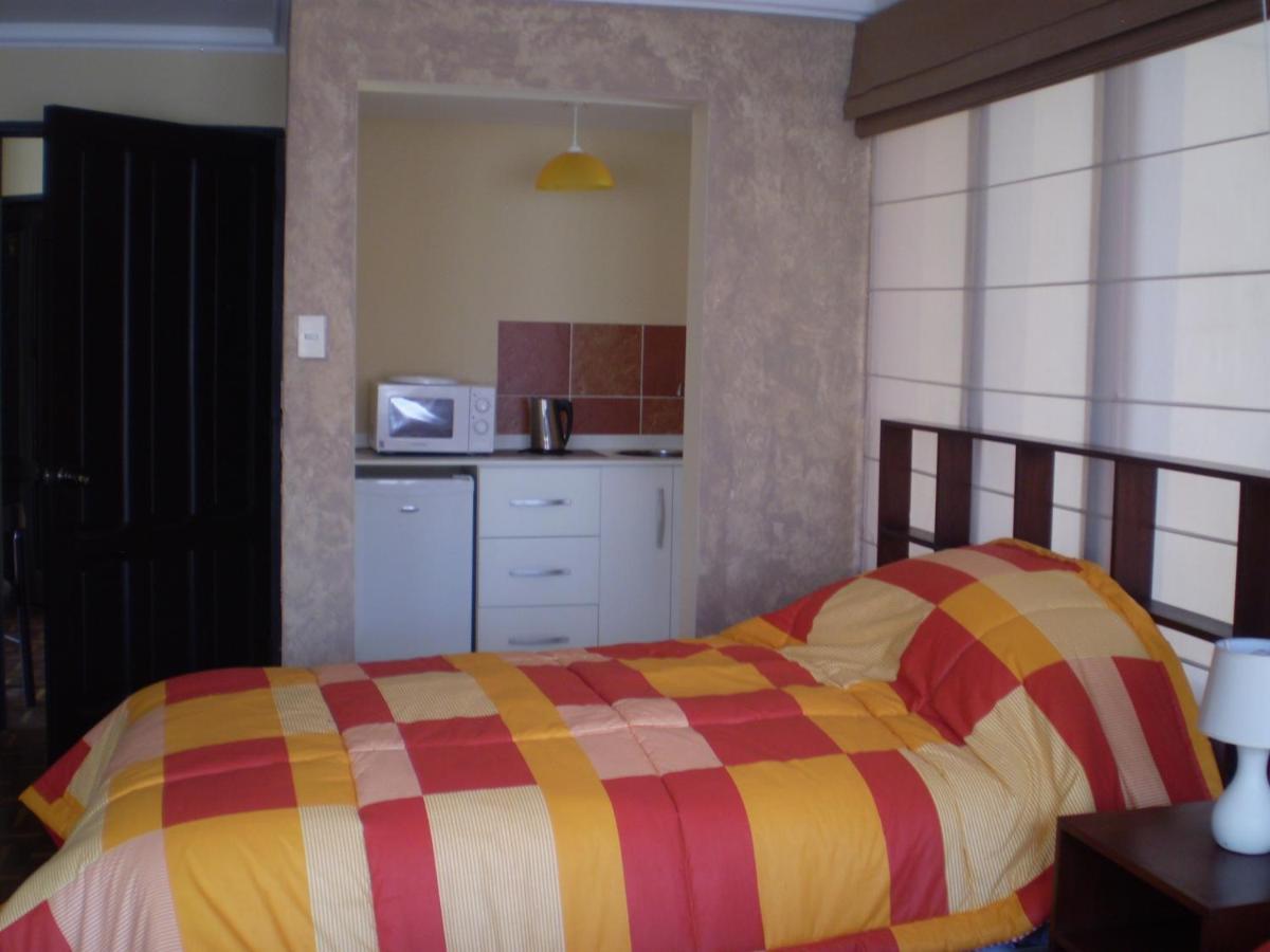 Bolivian Suites Achumani - Housity