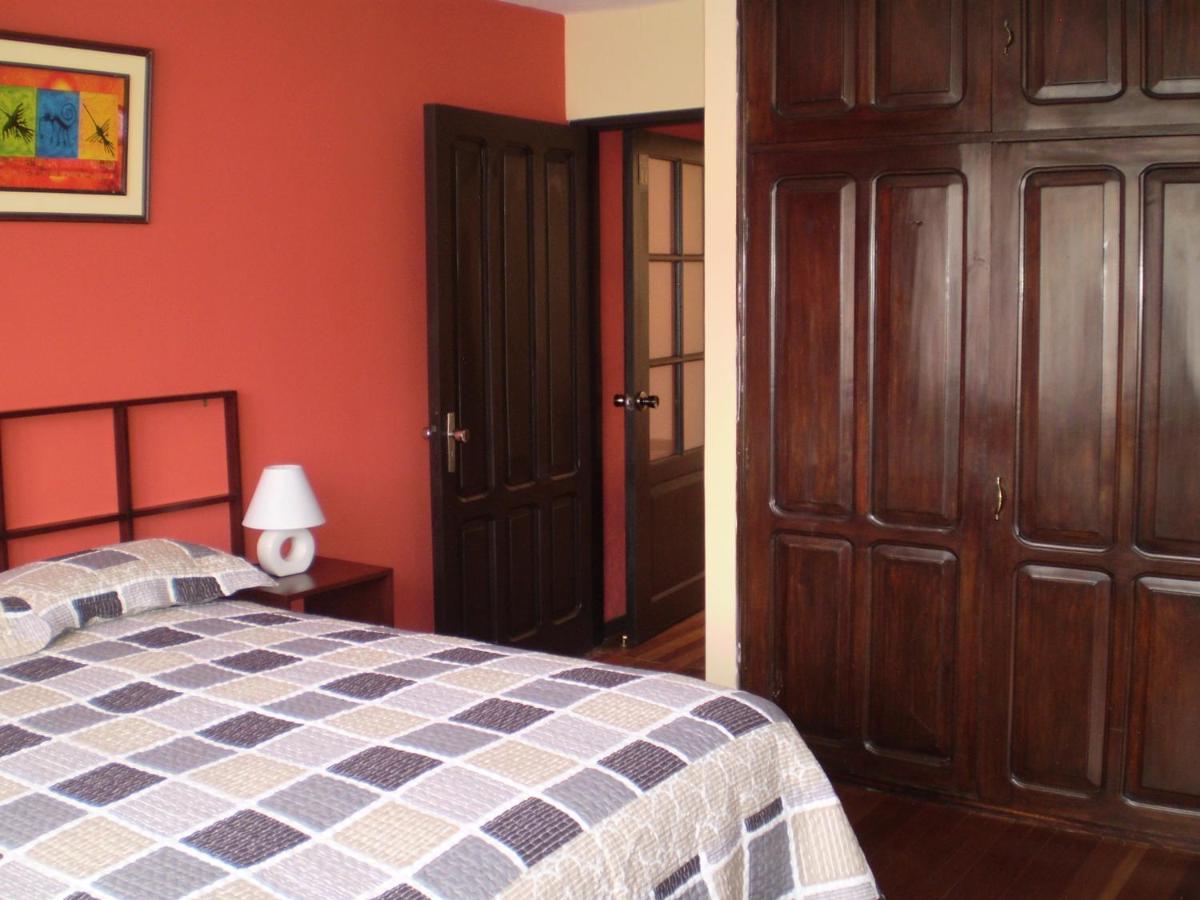 Bolivian Suites Achumani - Housity