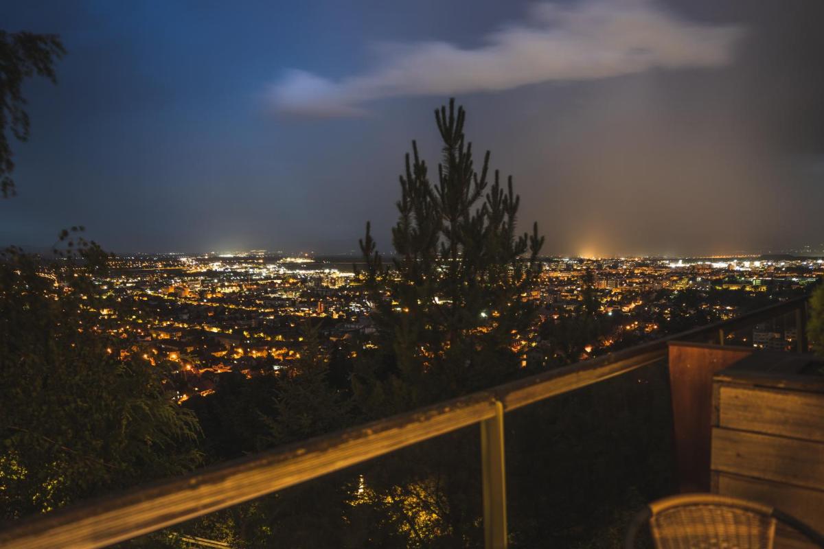With a View Residence - Luxury Apartament - Panoramic view over the City - Housity