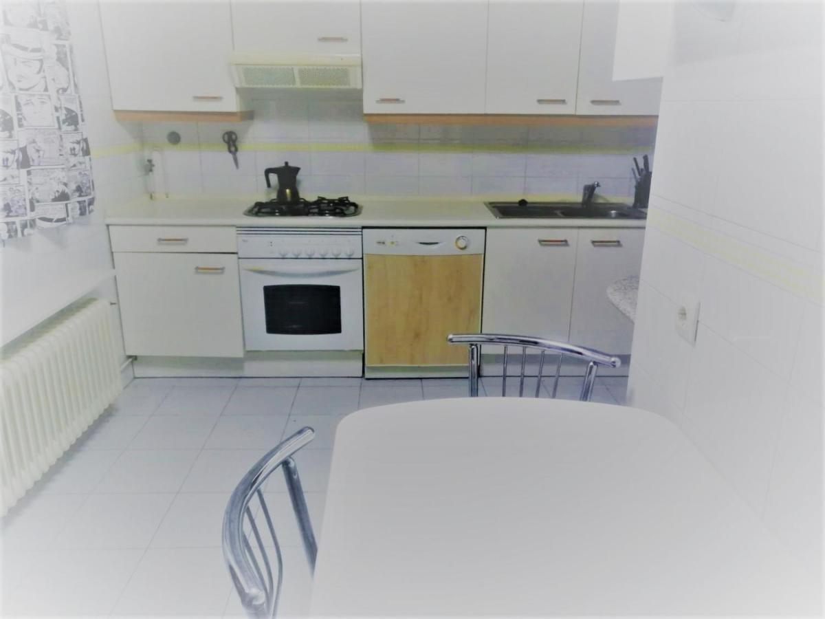 Habitación Caja Mágica - Housity