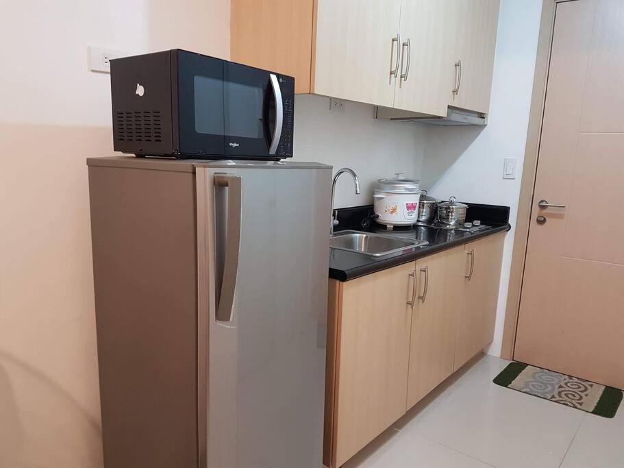 Affordable Fully Furnished Light Residences next to Boni MRT - Housity