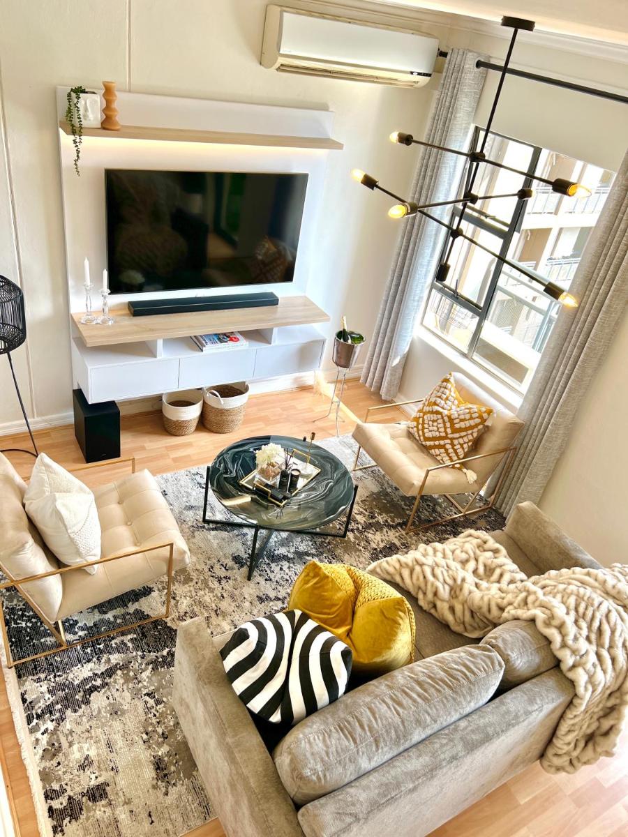 Nal'enzo Luxe Stays - Housity