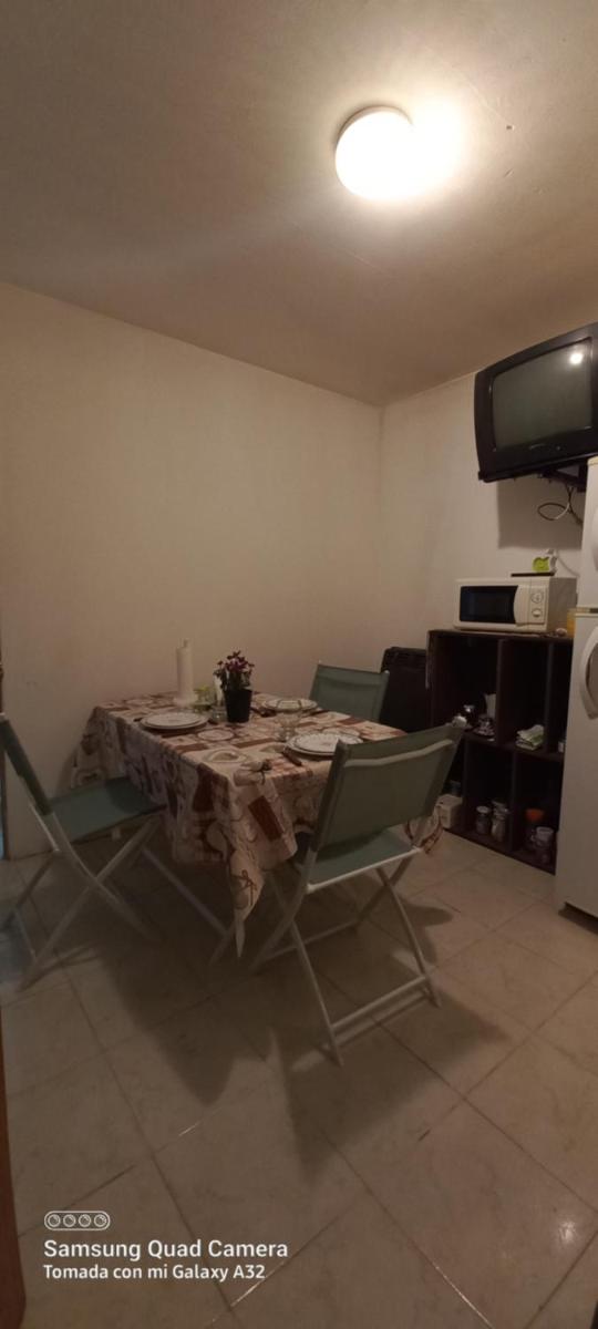 Picunches 1 - Housity