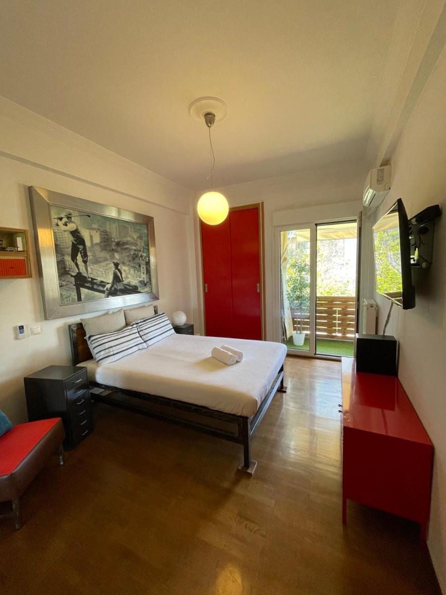 Glyfada Beach House - Housity