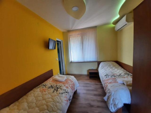 Райчевата къща - Кюстендил - Housity