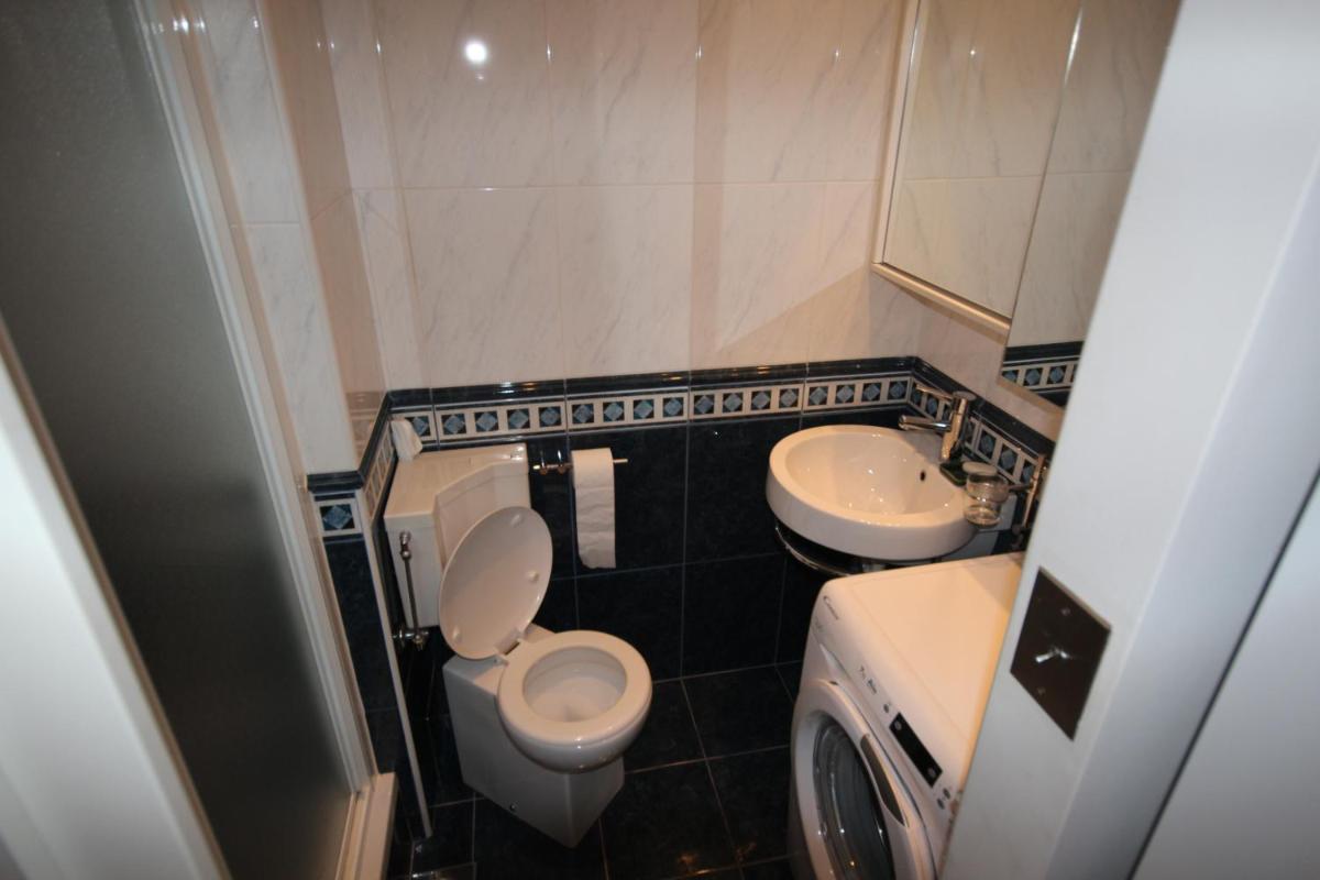 Črtomirova Apartment - Housity