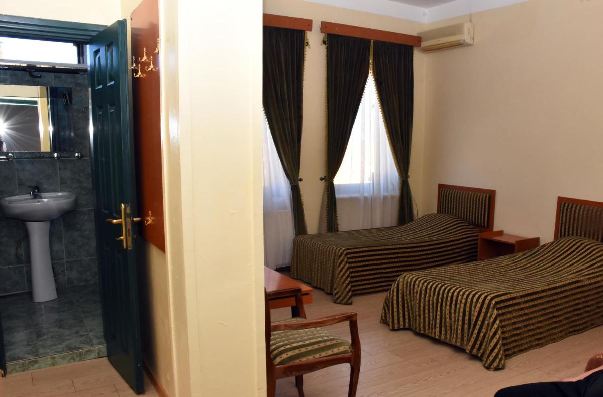 Hotel Anchor - Housity