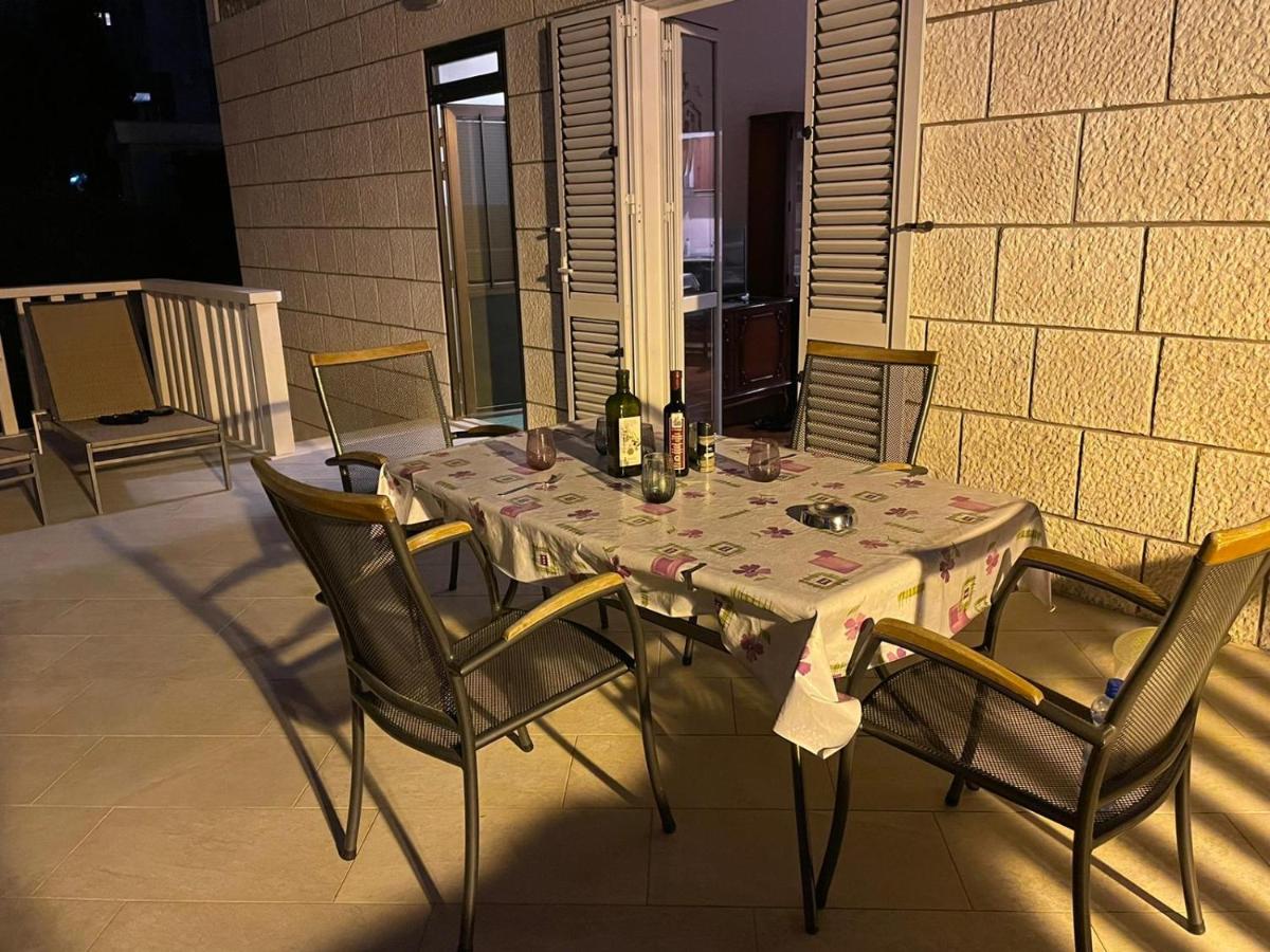 Aida Apartments and Rooms for couples and families FREE PARKING - Housity