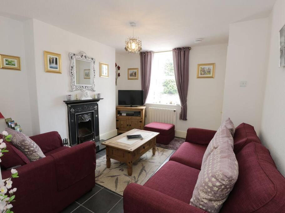 Cottage Snowdonia 3 beds 4 guests Tanygrisiau beautiful scenery near Zip Wires and Bounce Below - Housity