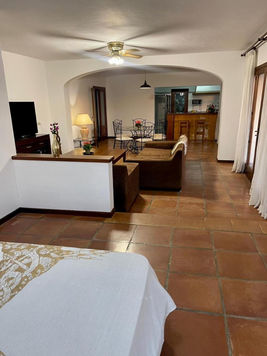 Villa Savines privada para cualquier tipo de eventos o/u para vacacionar - Housity