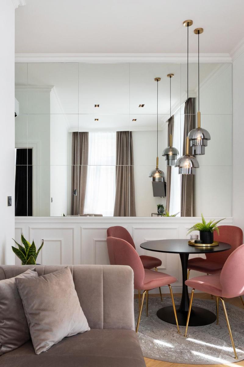 Pierrot & Pierrette Gajeva 6 - Housity