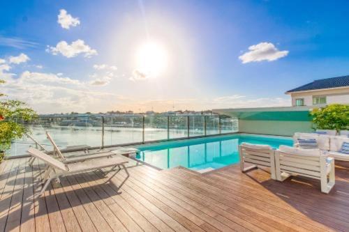 Oasis Colonial - Housity