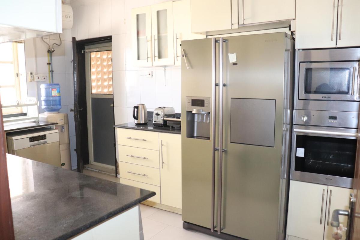 Homestay 718 - Lovely 2 Bedroom Flat in VI - Housity