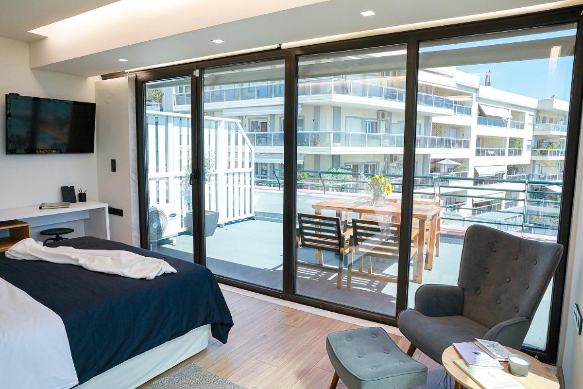 The First Key Luxury & small apartment in the center of Xanthi - Housity