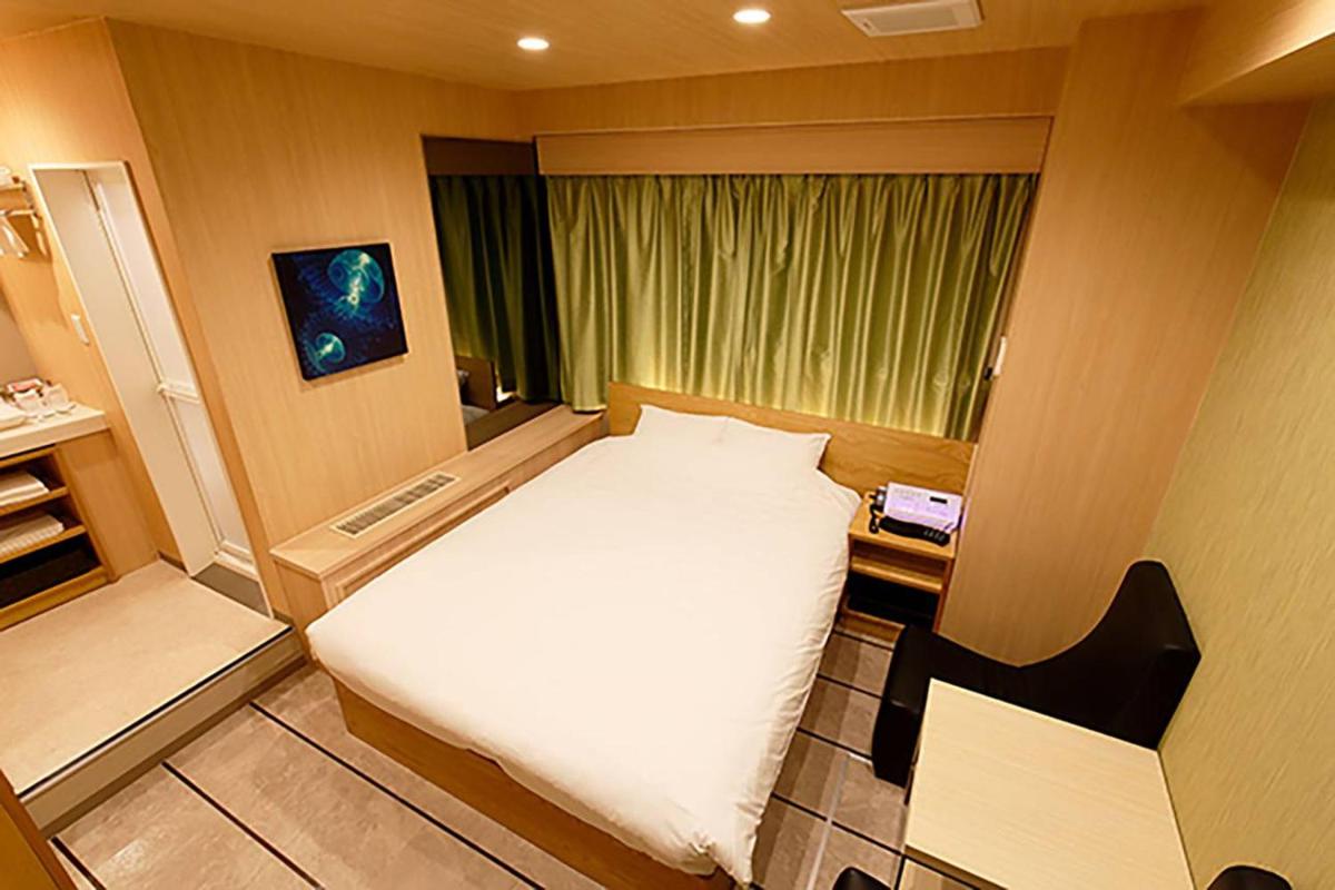 Think・Hotel・Think - Housity