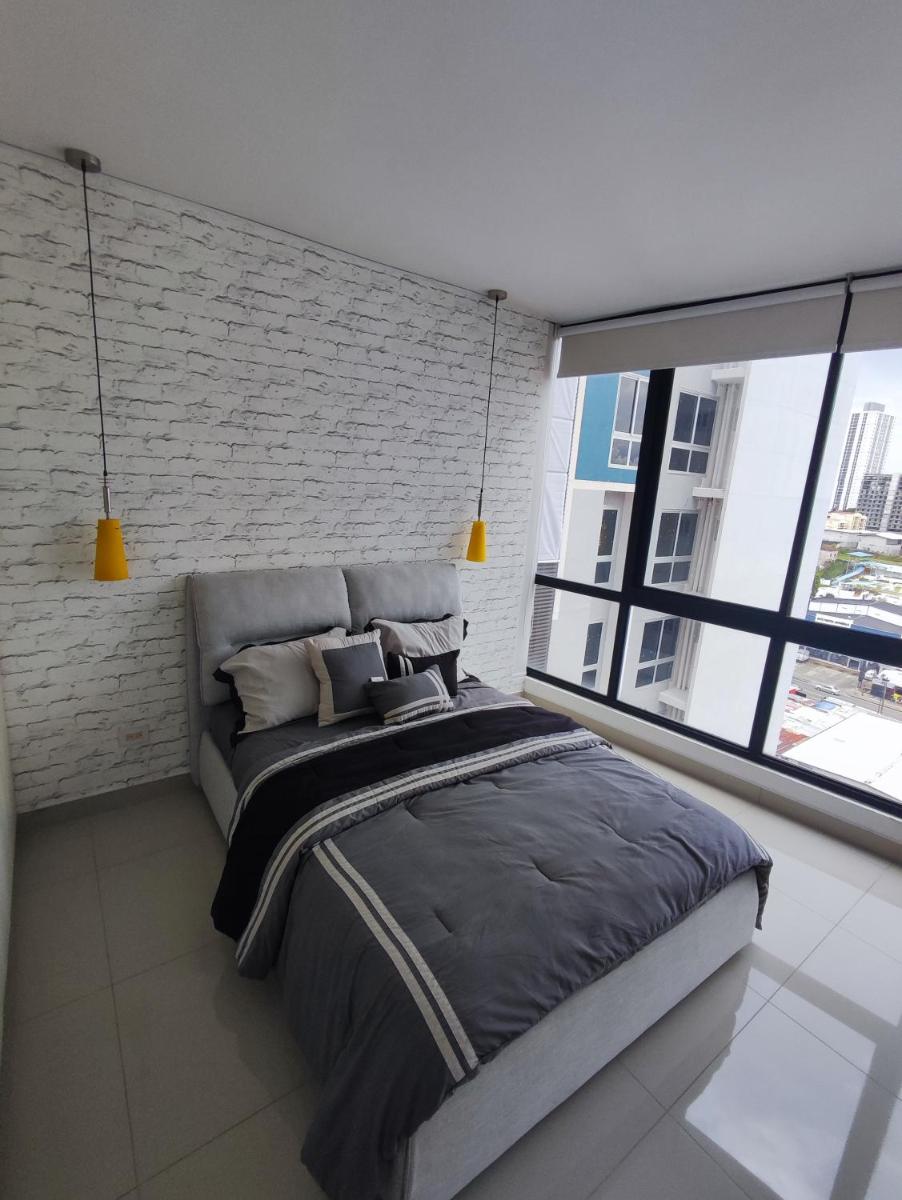CANVAS Apartamentos - Housity