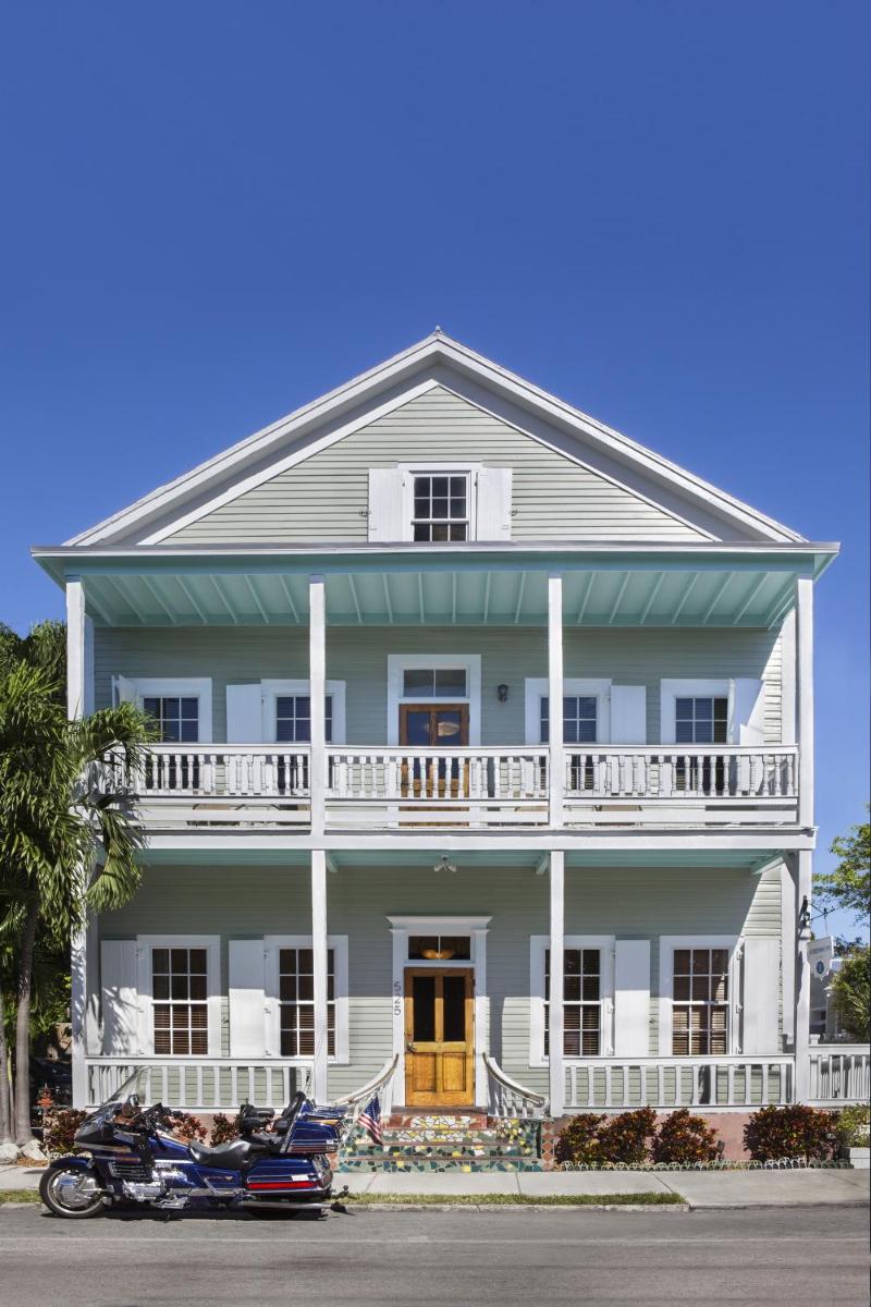 Suitetrails - Southernmost Inn Adult Exclusive