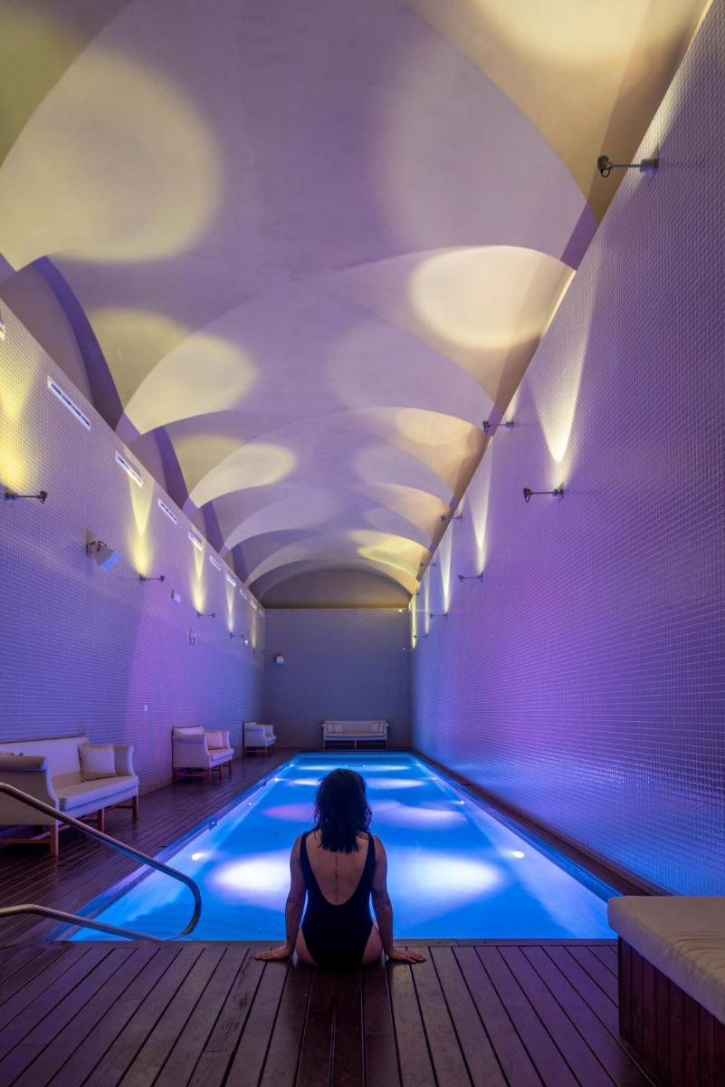 Piscina en o cerca de Parador de Corias