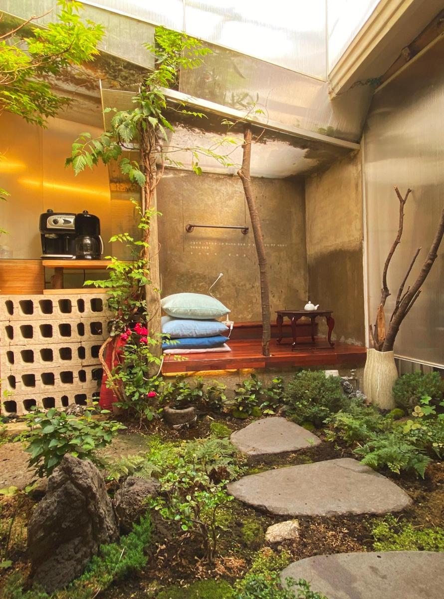 Suitetrails - Viva La Vida - Jongno Hanok Private House