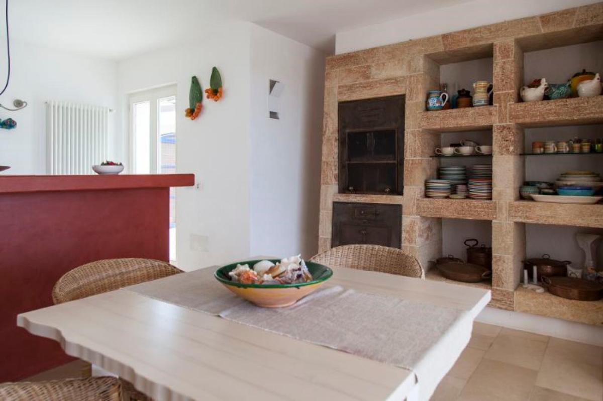 Rilassatevi con la famiglia in questo luogo tranquillo immerso nel verde - Housity