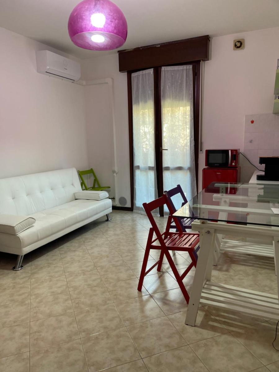 Bilocale country chic 'Maison Rose' two km from the Modena Sud exit - Housity