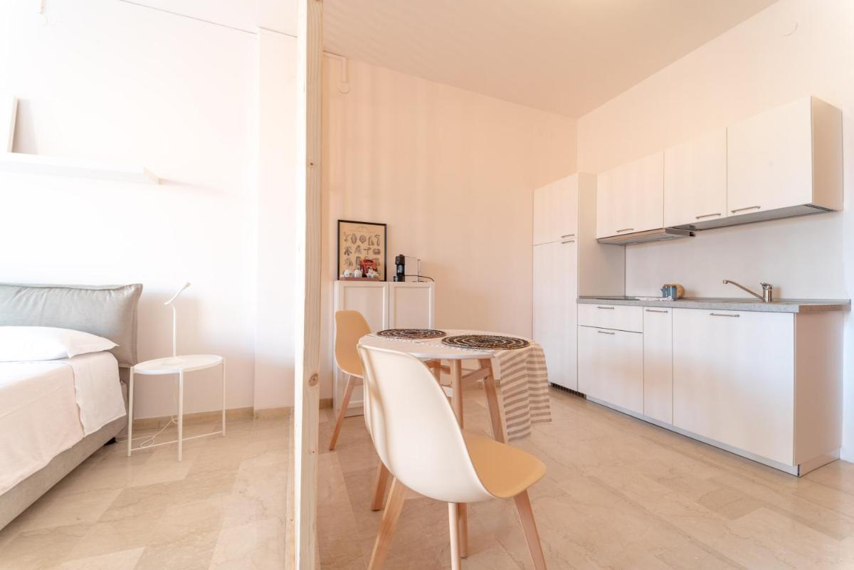 Suitetrails - TEODORA SUITE pink