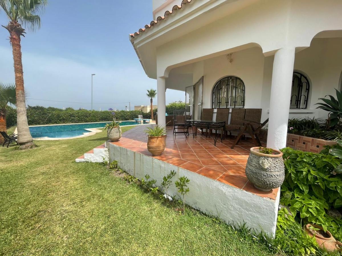 Cabo negro - Housity