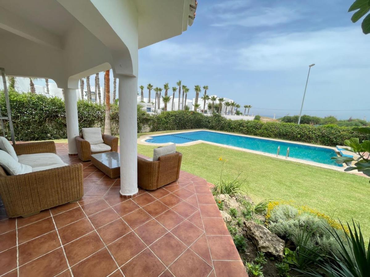 Cabo negro - Housity